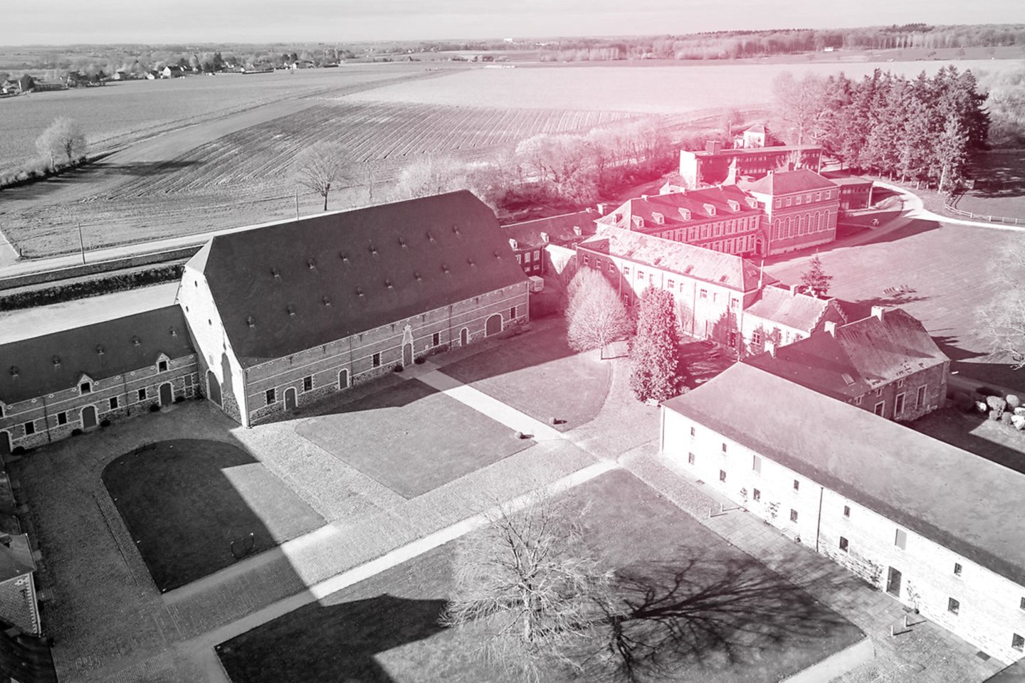 Photos-3-min-1440x960